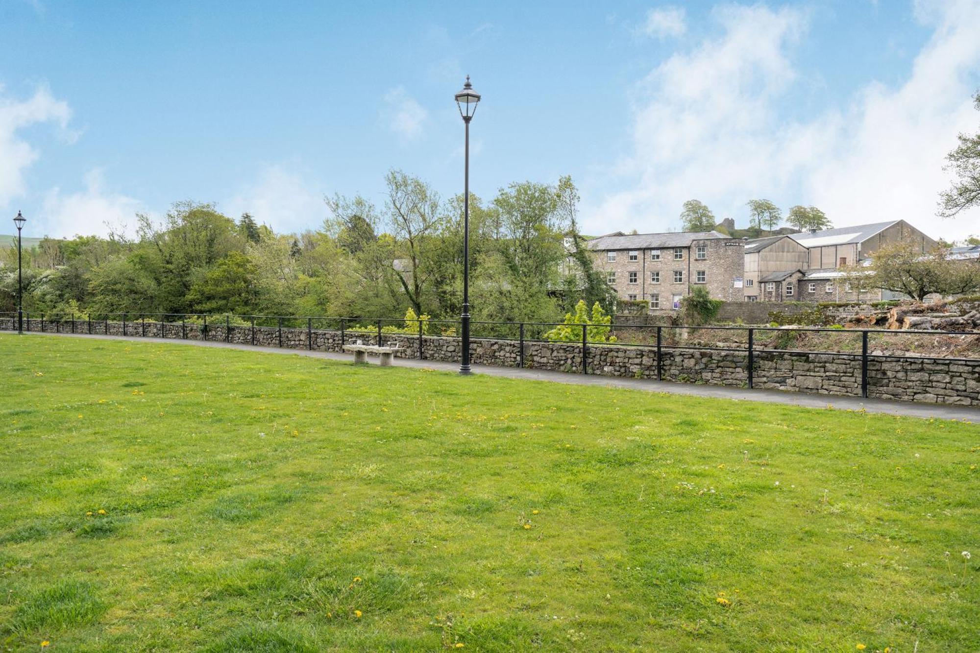Apartamento 9 Camden Building Kendal Exterior foto